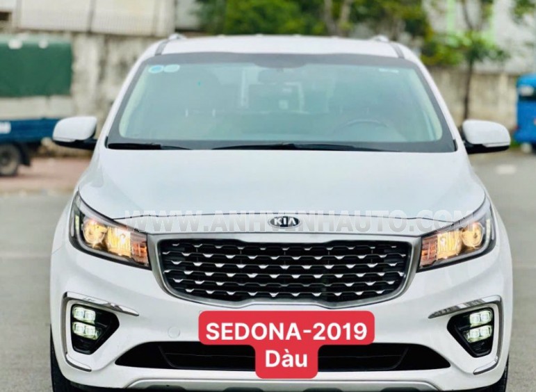 Kia Sedona 2.2 DAT Deluxe 2019