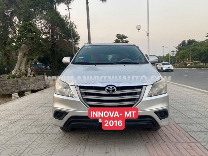 Toyota Innova 2.0E 2016