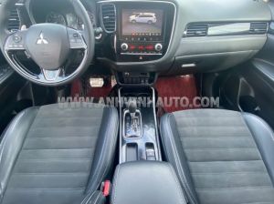 Xe Mitsubishi Outlander 2.0 CVT 2022