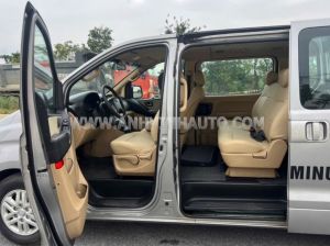 Xe Hyundai Grand Starex 2.5 MT 2016