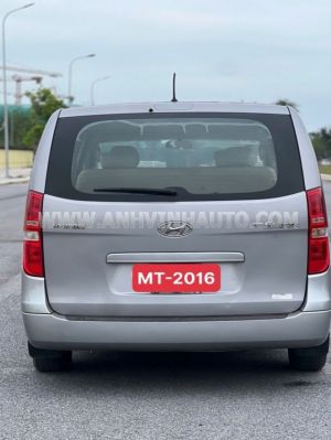 Xe Hyundai Grand Starex 2.5 MT 2016