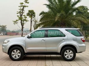 Xe Toyota Fortuner 2.7V 4x4 AT 2011