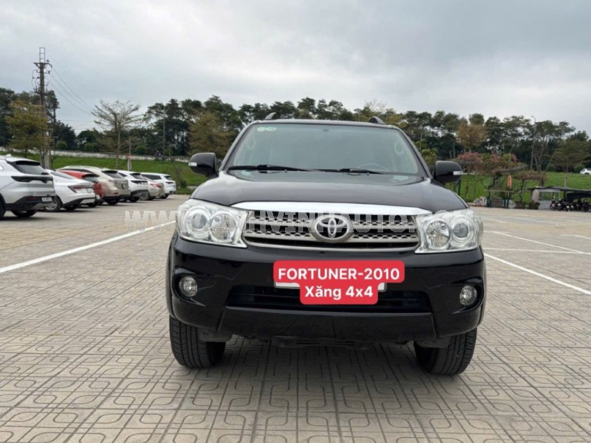 Toyota Fortuner 2.7V 4x4 AT 2010