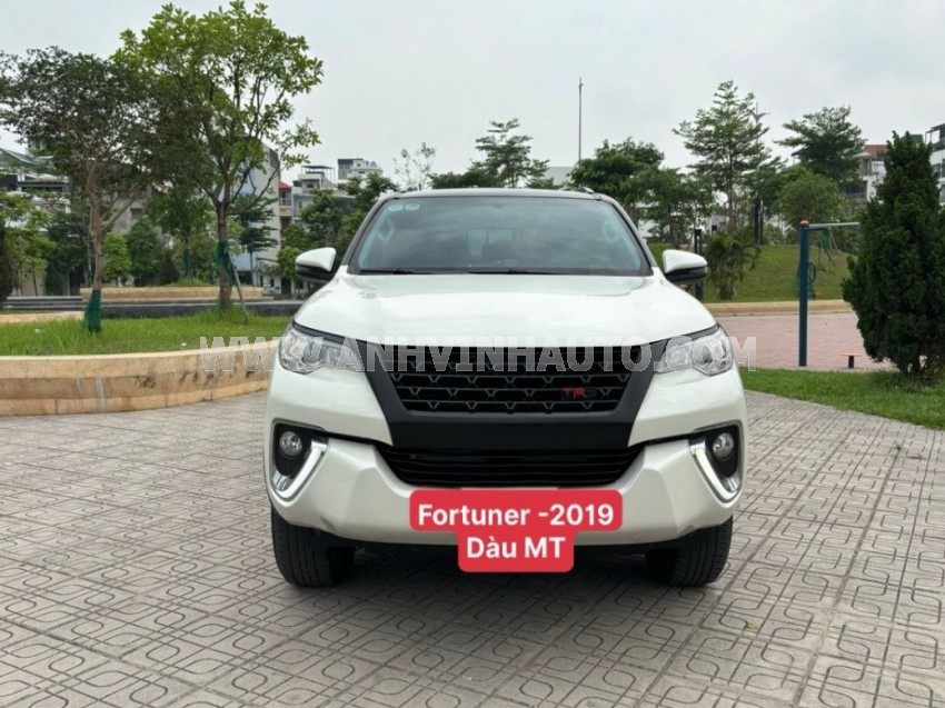 Toyota Fortuner 2.4G 4x2 MT 2019