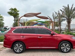 Xe Mitsubishi Outlander 2.0 CVT 2022