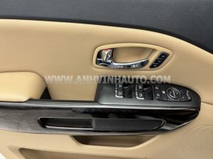 Xe Kia Sedona 2.2 DAT Luxury 2020
