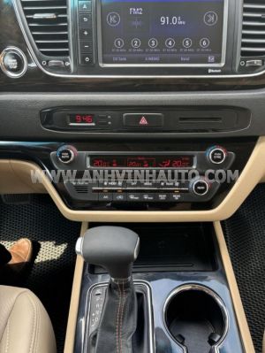 Xe Kia Sedona 2.2 DAT Luxury 2019