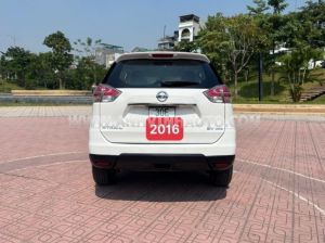 Xe Nissan X trail 2.5 SV 4WD 2016